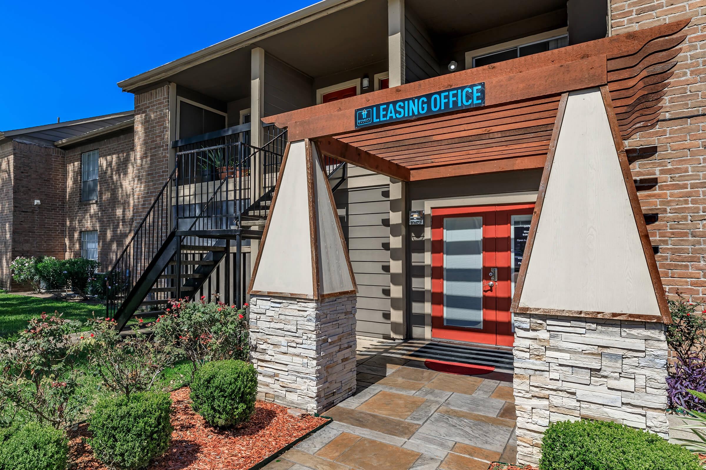 Synott Square Image 2