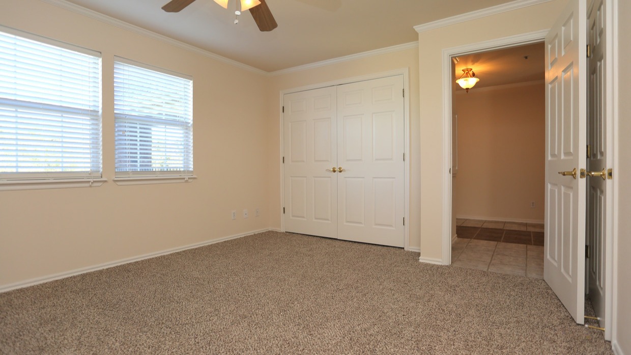 The Chesterfield Image 30