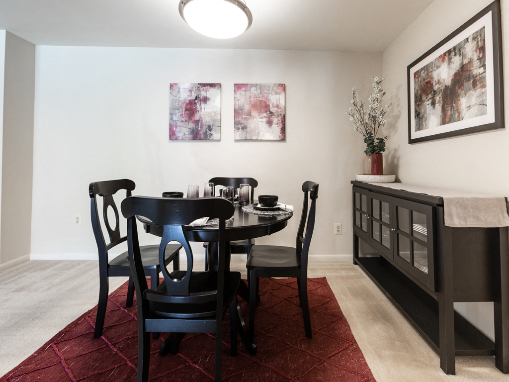 Cromwell Valley Apartments Image 24