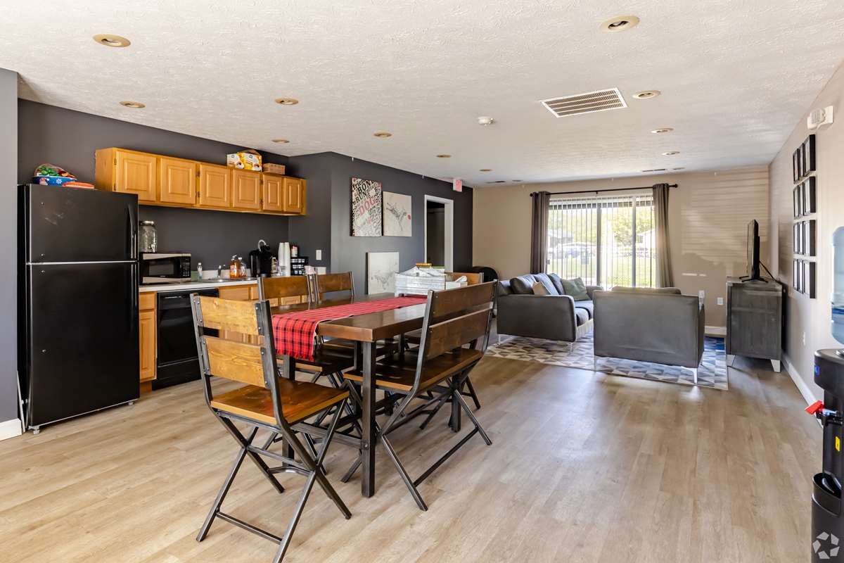 Prairie Green Image 2