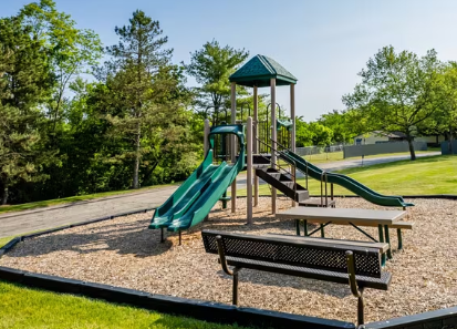 Oakwood Park Image 6