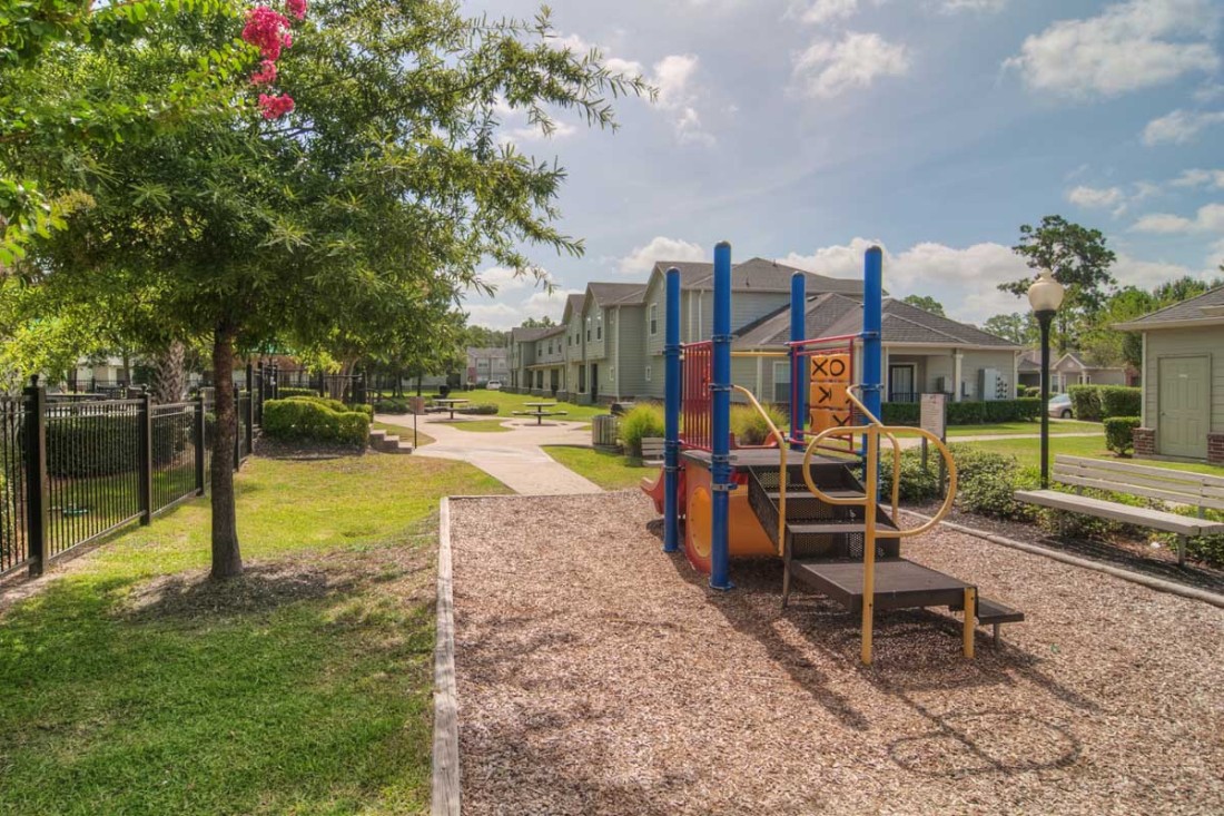 Park at Woodwind Lakes Image 12