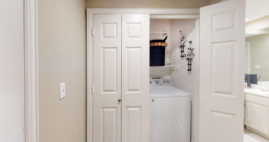 The Saxony Apartments Image 51