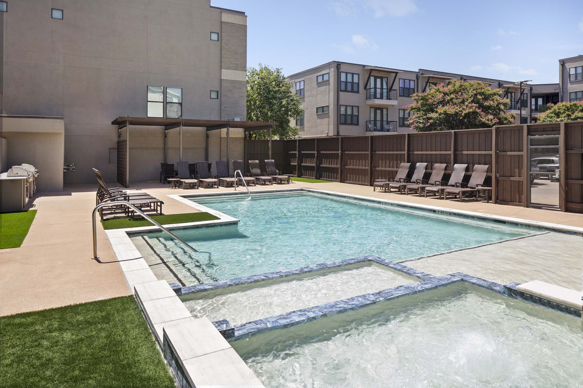 Camden Belmont Image 41