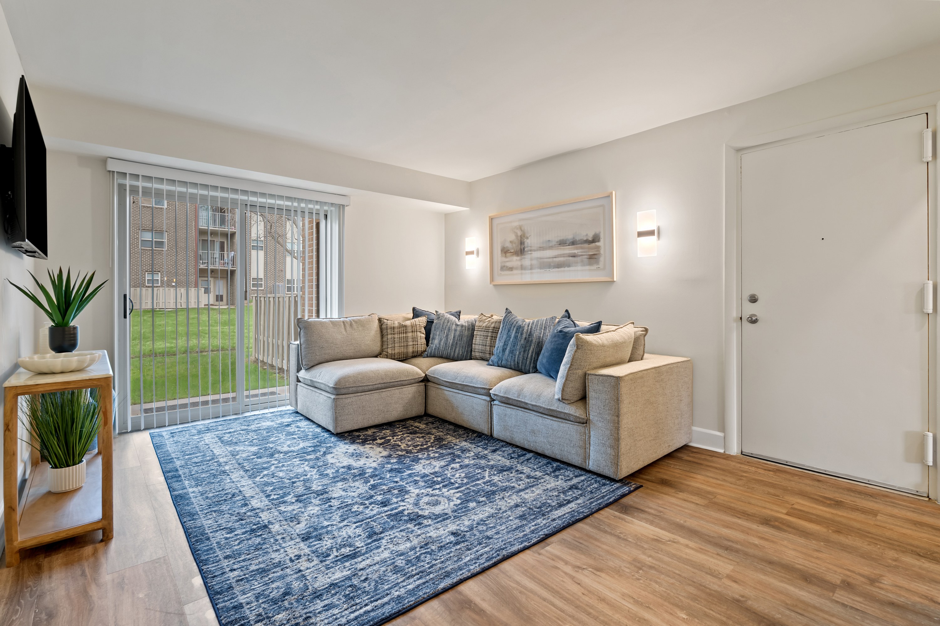 Woodsdale Apartments Image 2