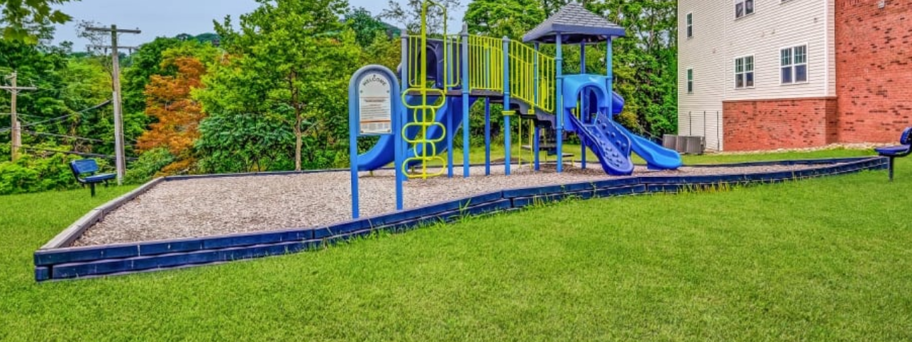 Marquis Place Apartments Image 2