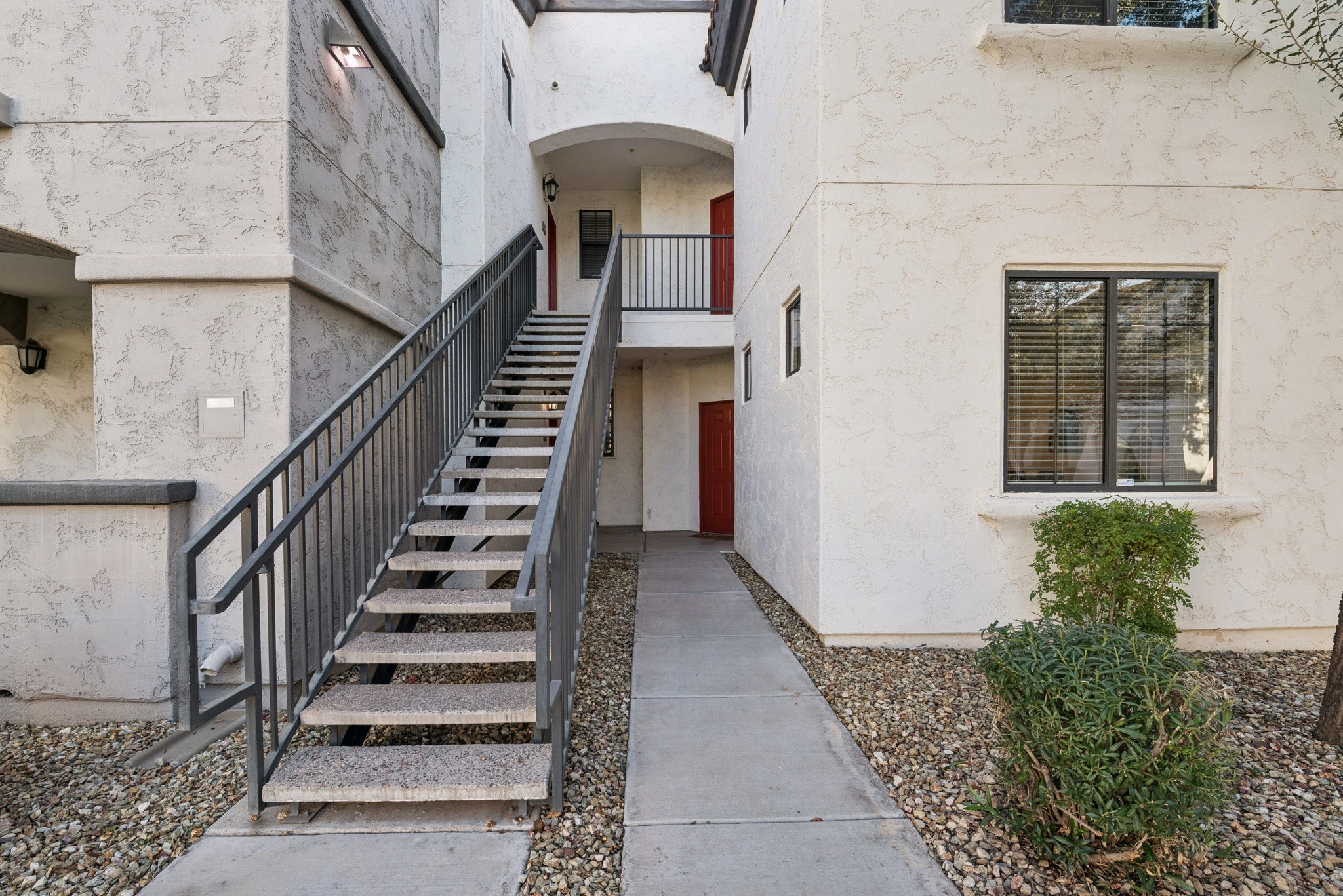 Dobson 2222 Image 10