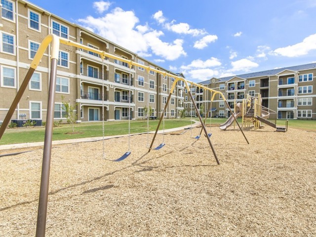 Retreat at Magnolia Image 3