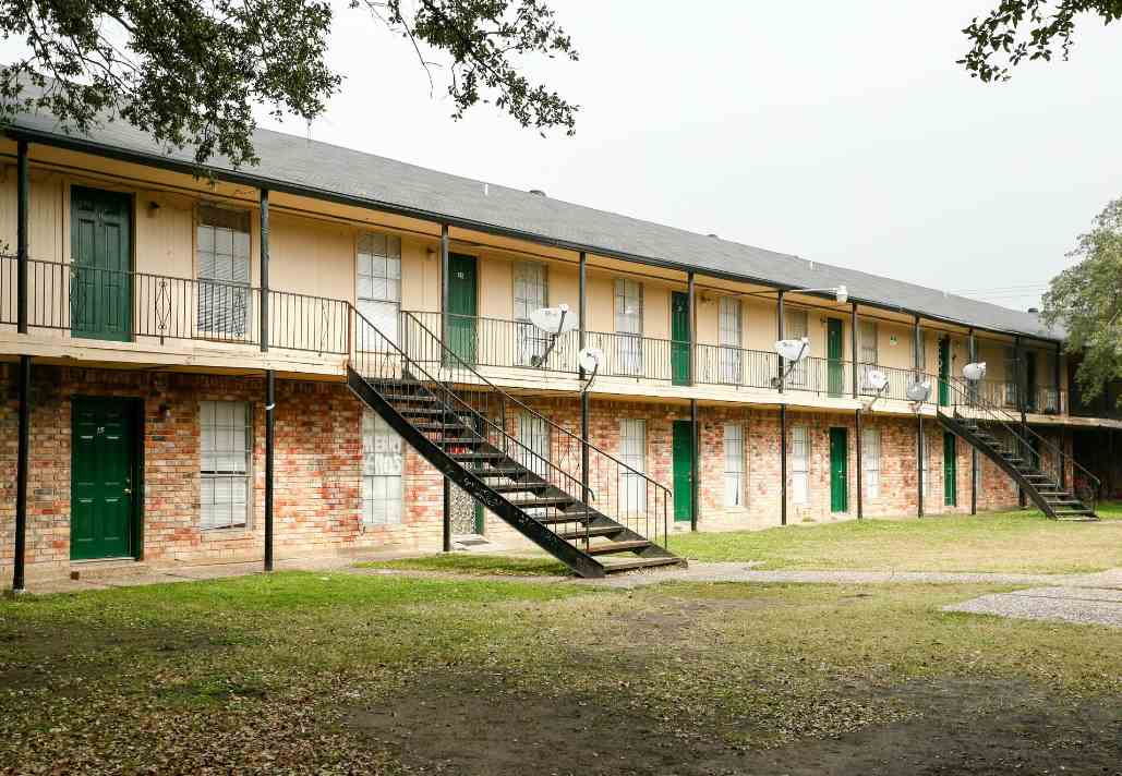 Lenora Apartments Image 1