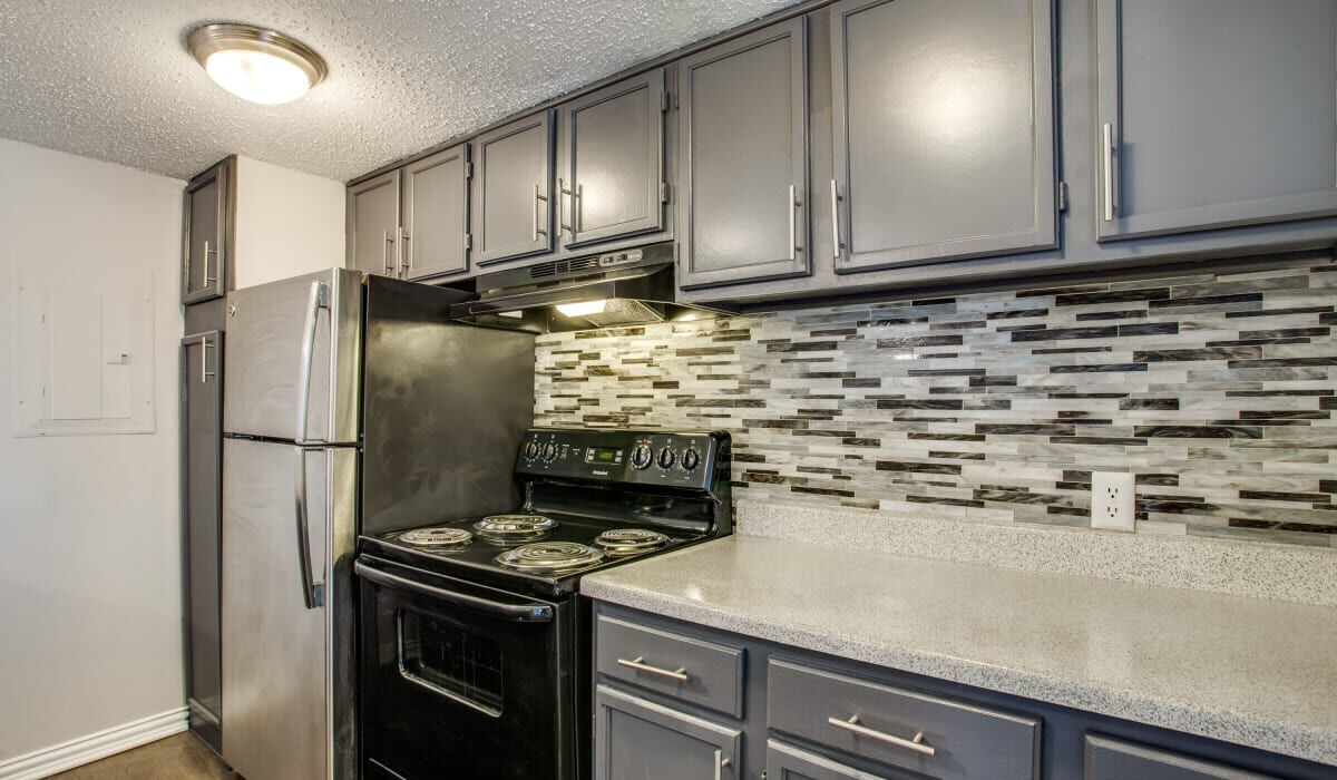 Decker Apartment Homes Image 5