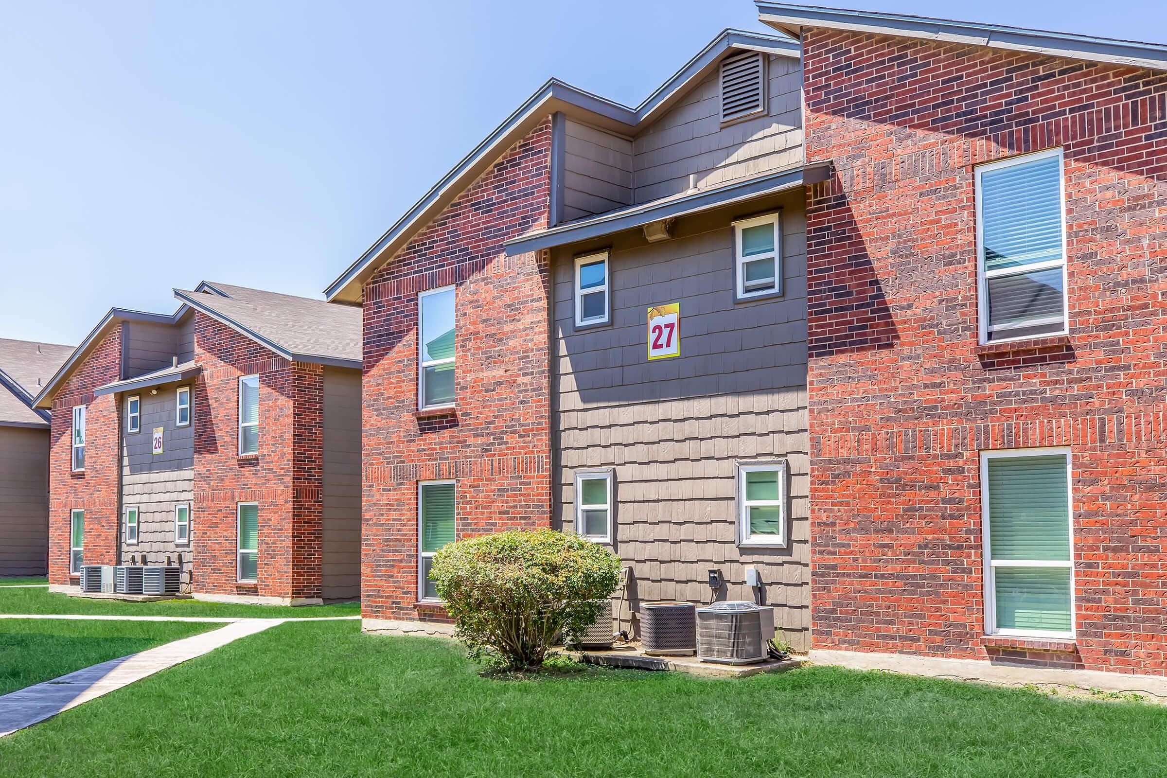 Loma Vista Apartments Image 2