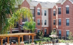 The Fountains at Almeda Image 1