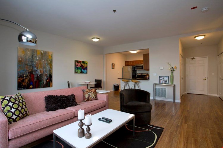 Deerfield Village Centre Image 2