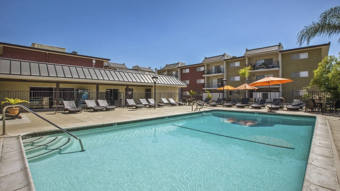 Villas of Pasadena Apartment Homes Image 2