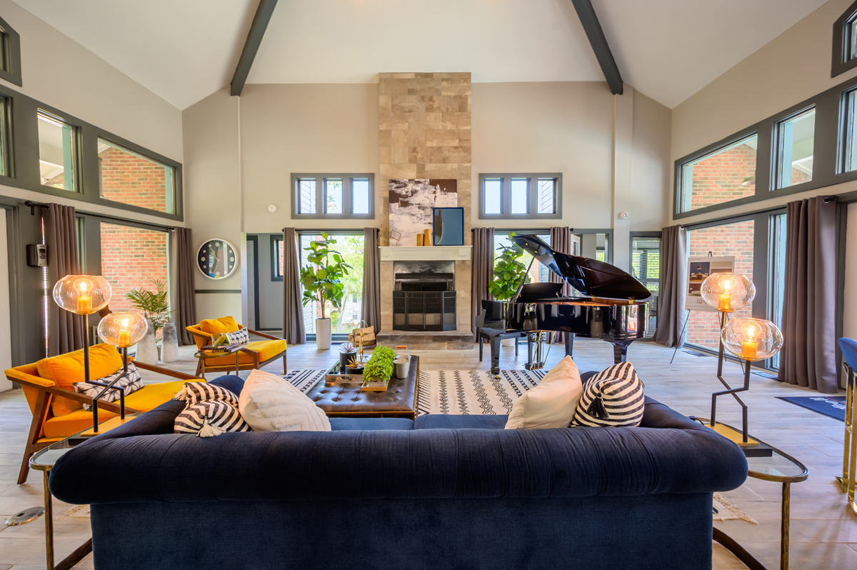 Lyric on Bell Image 3