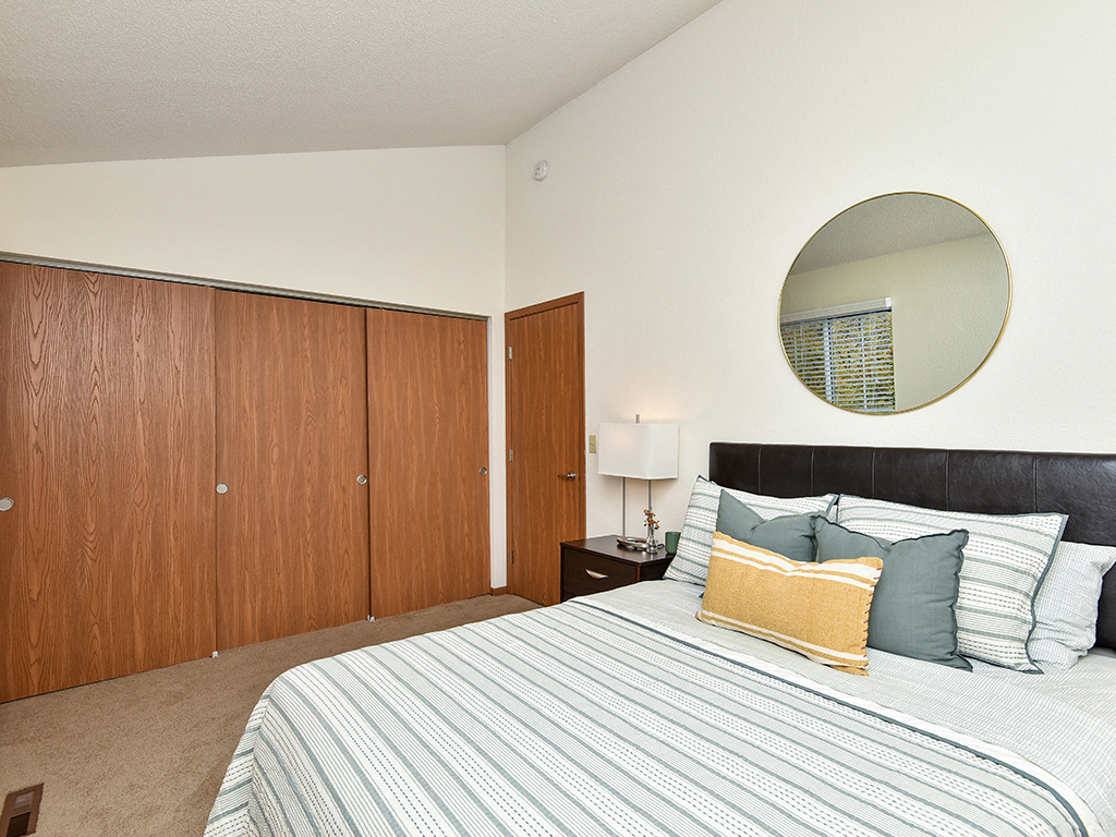 Birch Lake Townhomes Image 14