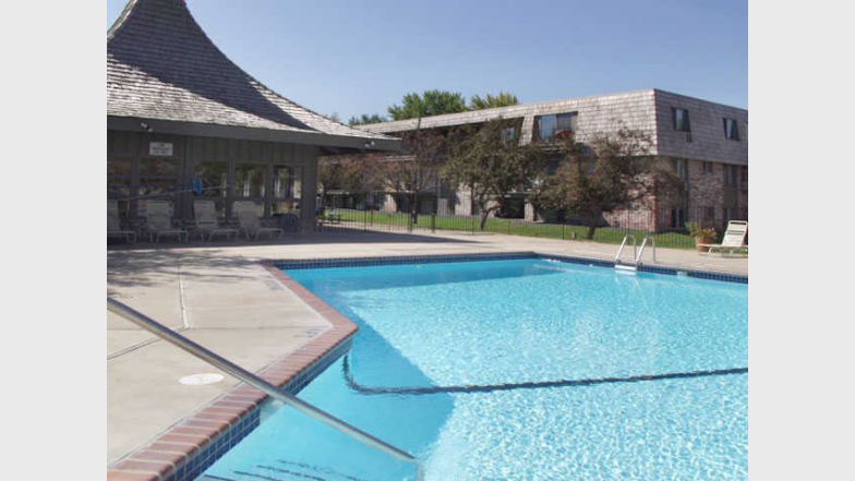 Four Seasons Villa Image 2