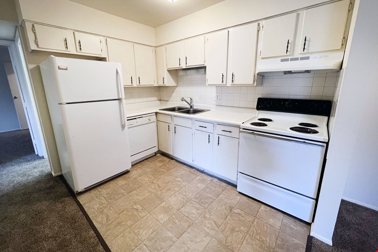 Crown Ridge Apartments Image 27