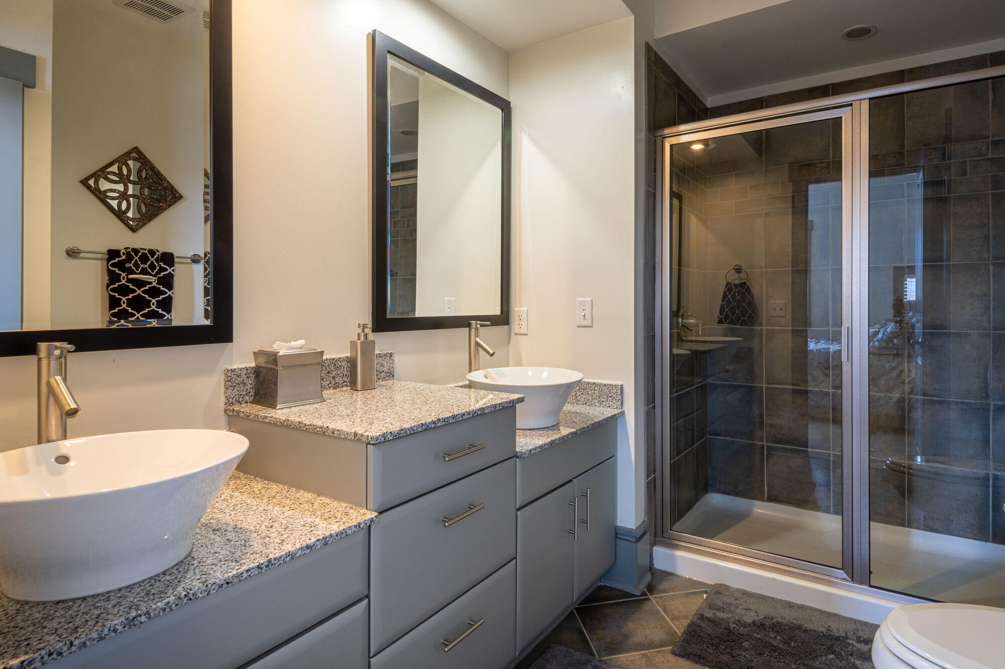 Chapel Hill North Image 23