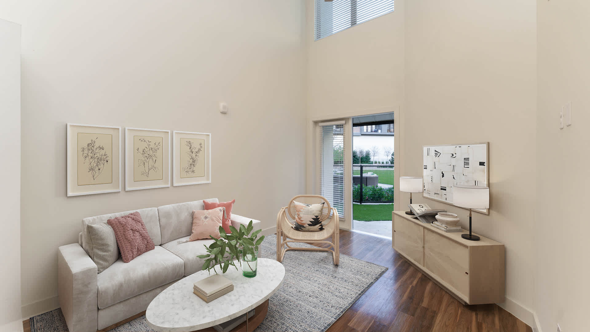 Olivian at the Realm Image 24