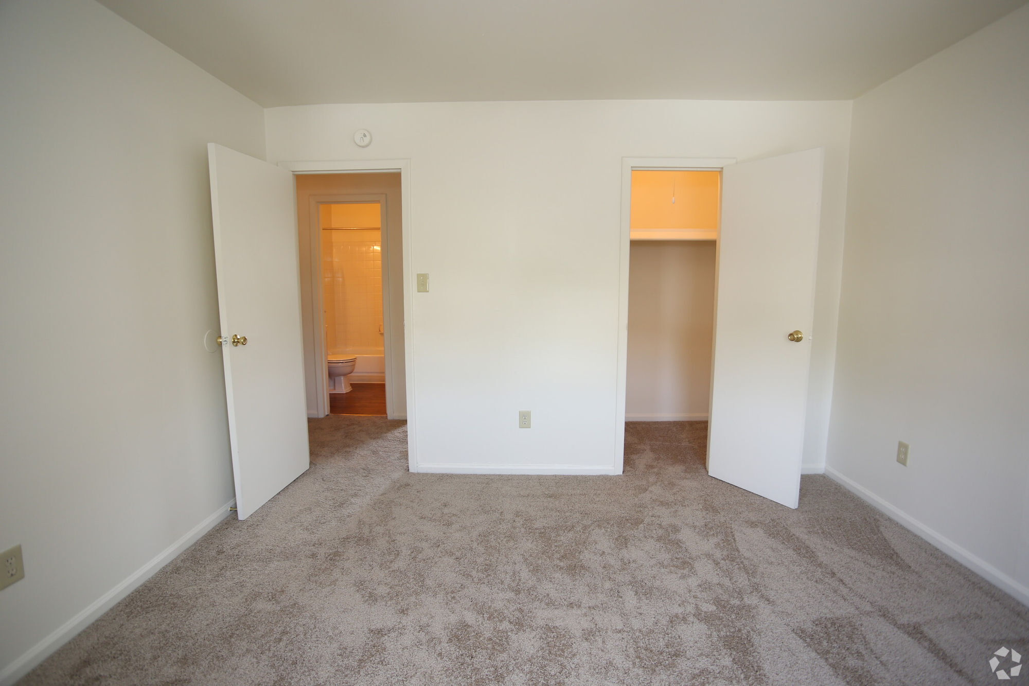 Ashland Towne Square Image 3