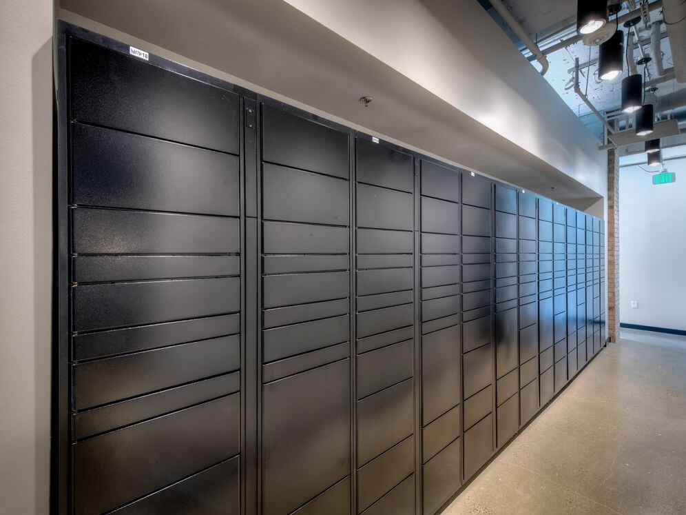 Amazon HUB package lockers for 24/7 pick up