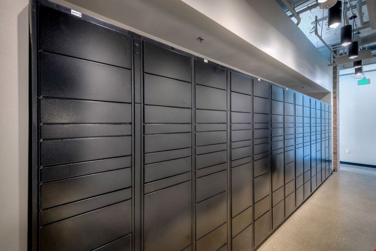 Amazon HUB package lockers for 24/7 pick up