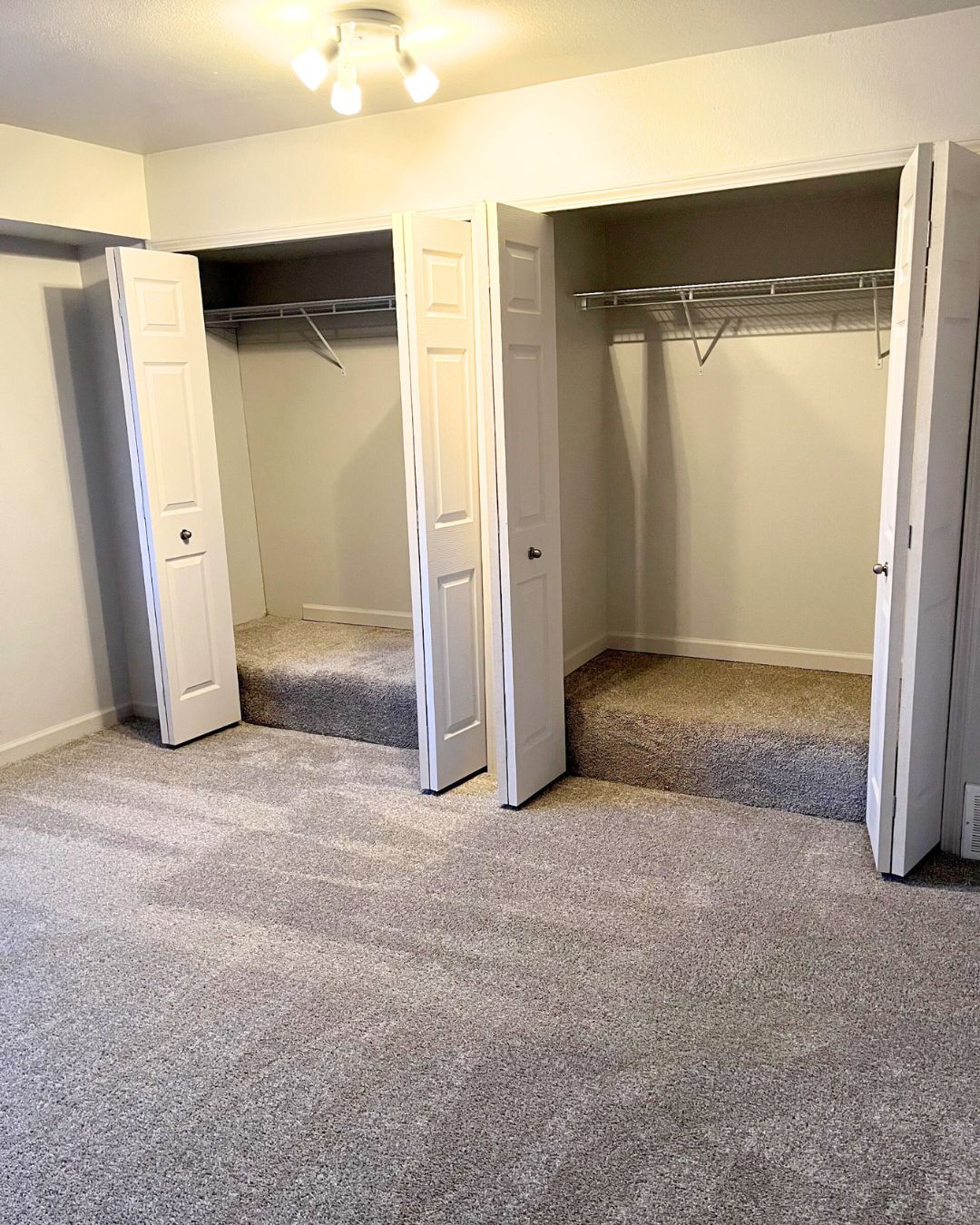 Three Oaks Apartments Image 49