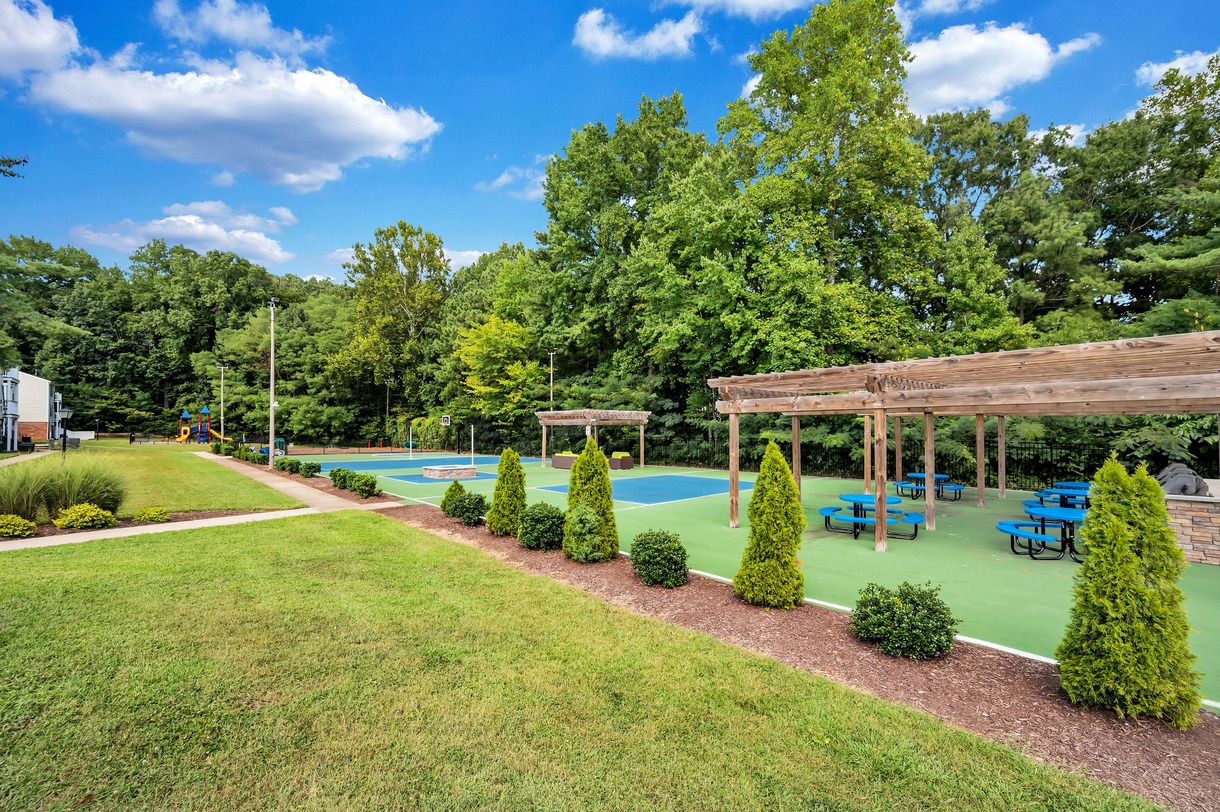 Aston Ridge Image 25