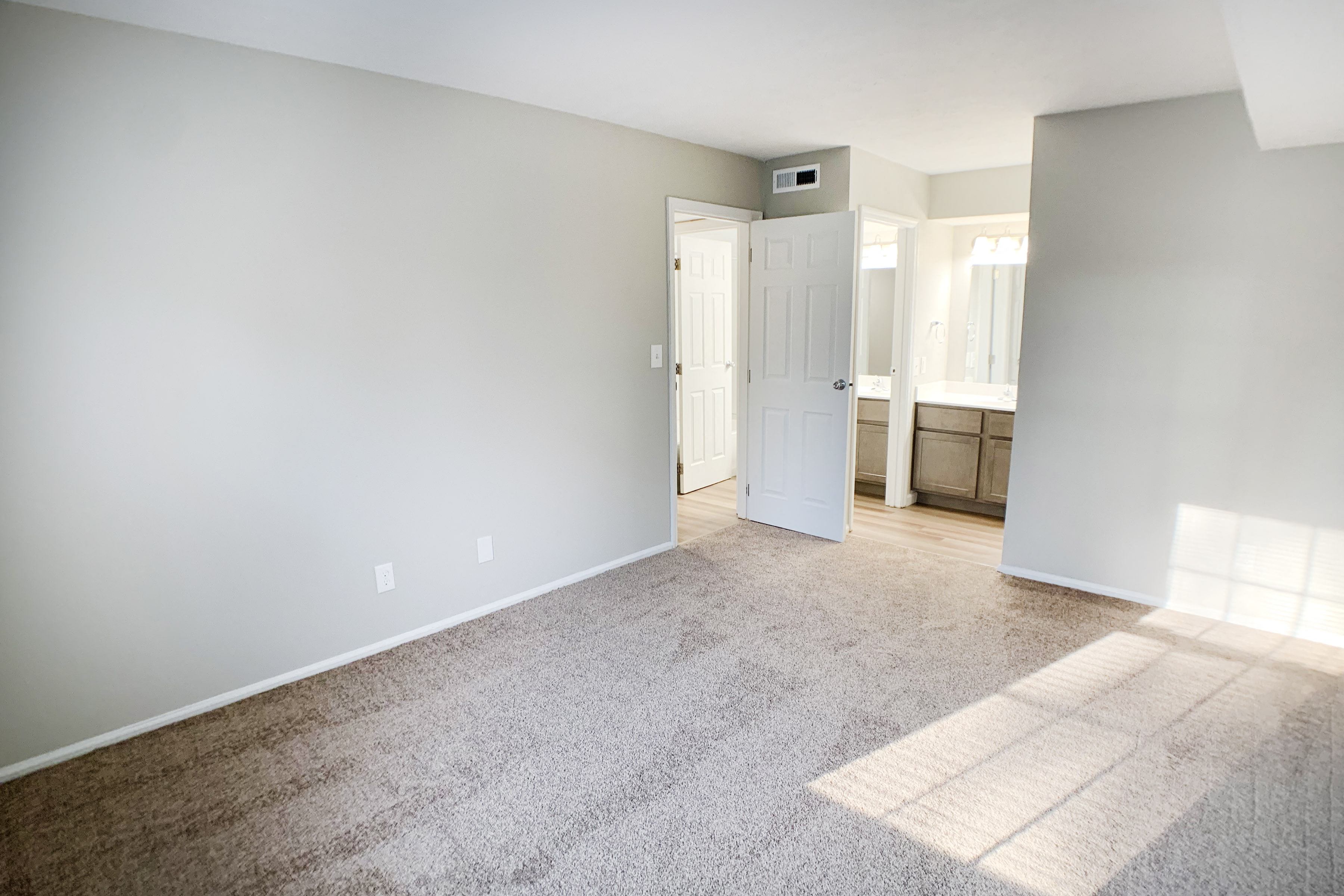 Steeplechase Apartments Image 61