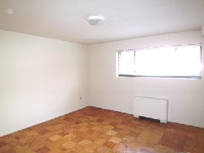 Washington Blvd Apartments Image 4