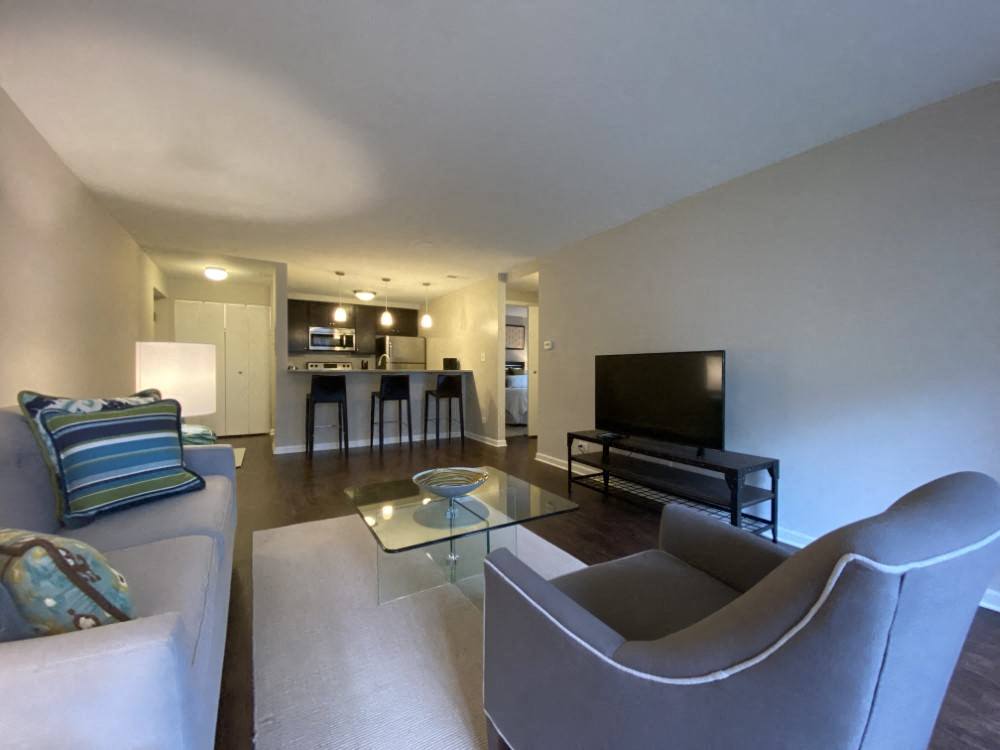 Living room with plenty of space for larger furniture