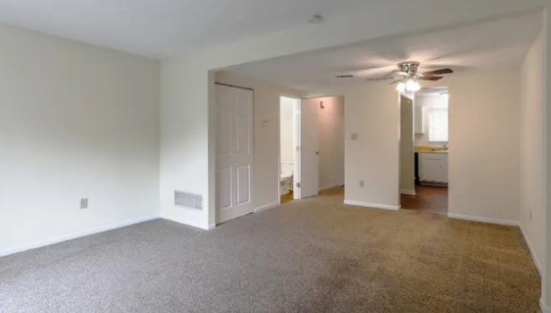The Hill Apartments Image 3