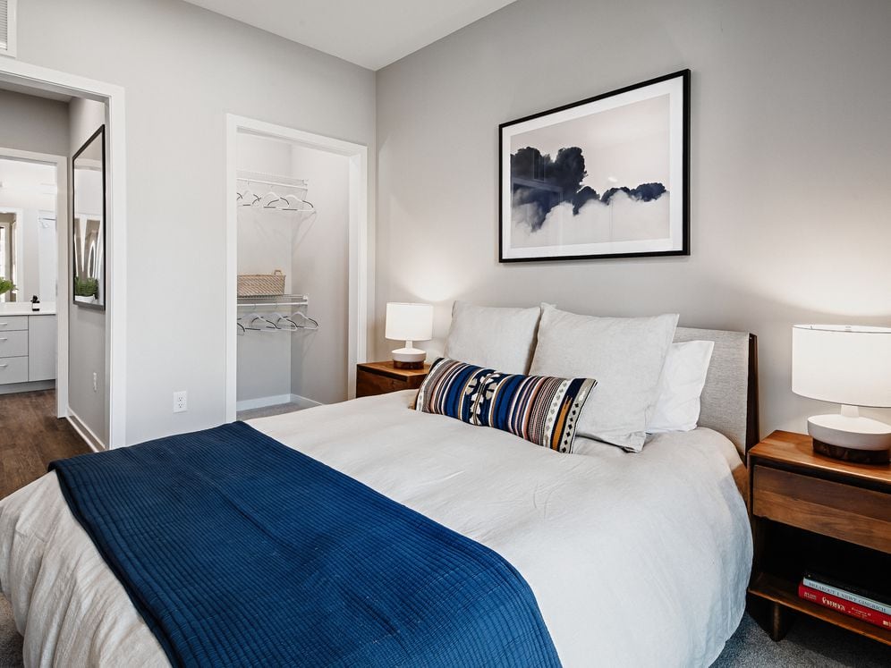 Base Scheme apartment bedroom