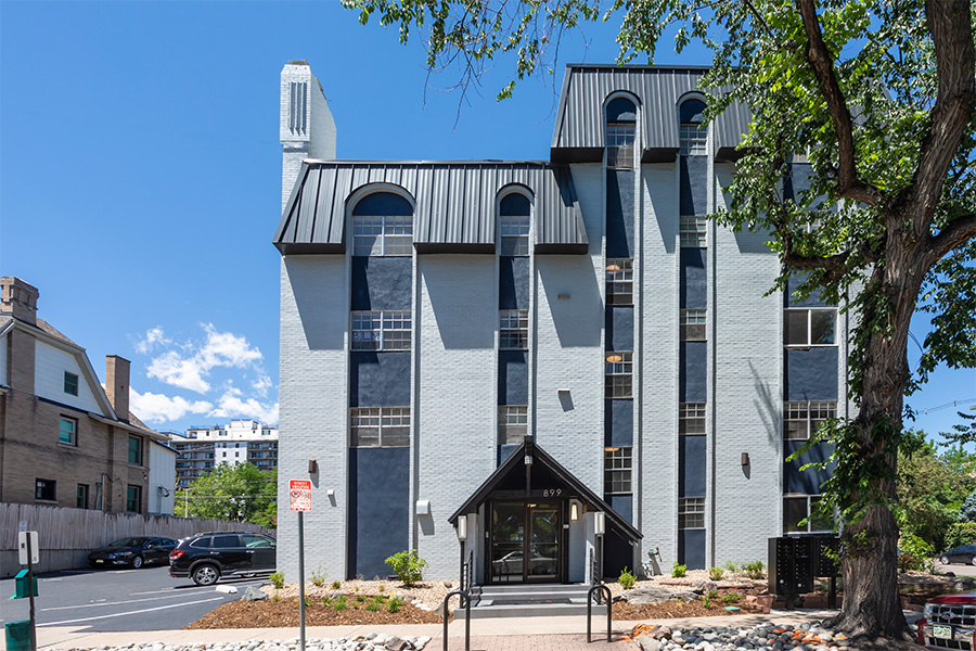 899 Washington Street Apartments Image 2