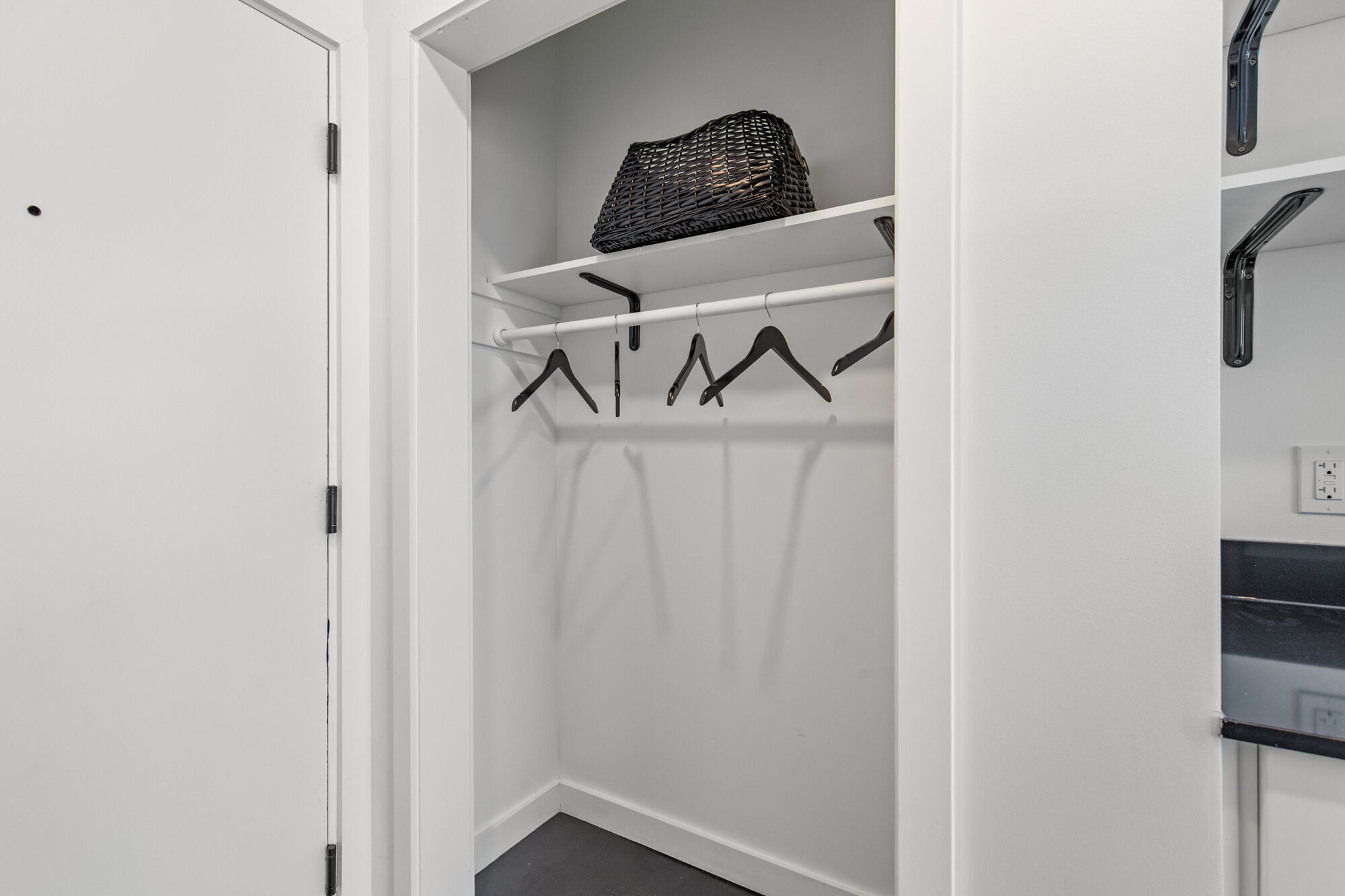 RUTLEDGE FLATS APARTMENTS Image 5