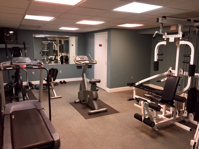 Executive House Apartments Image 7