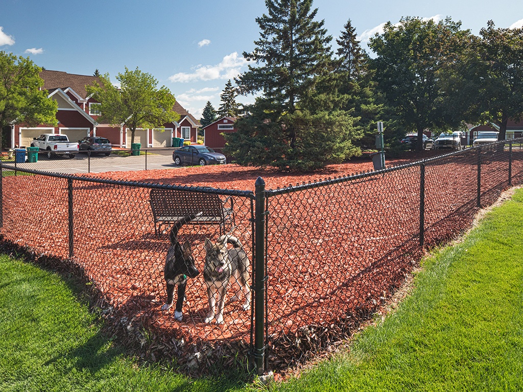 Bass Lake Hills Townhomes Image 40