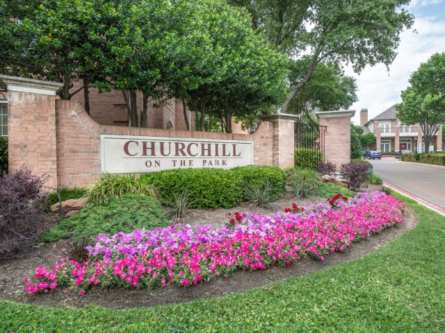 Churchill On The Park Image 1