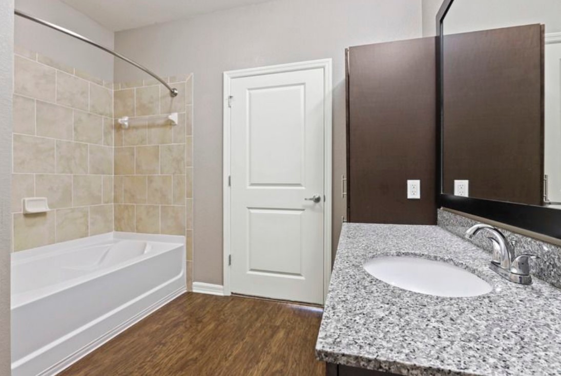 Lantower Asturia Image 13