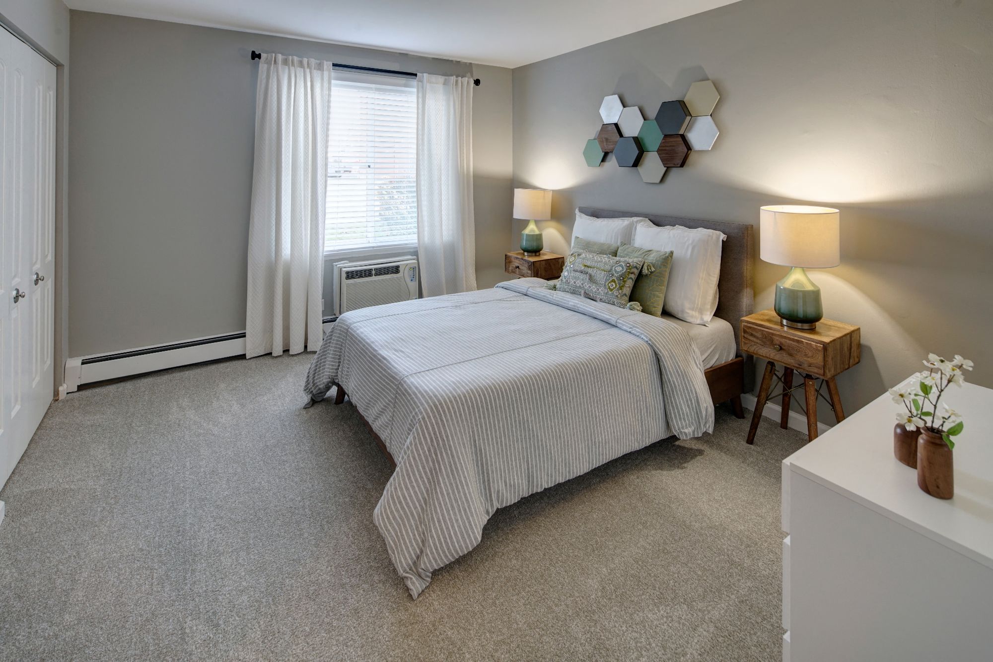 Carol Stream Crossing Image 8