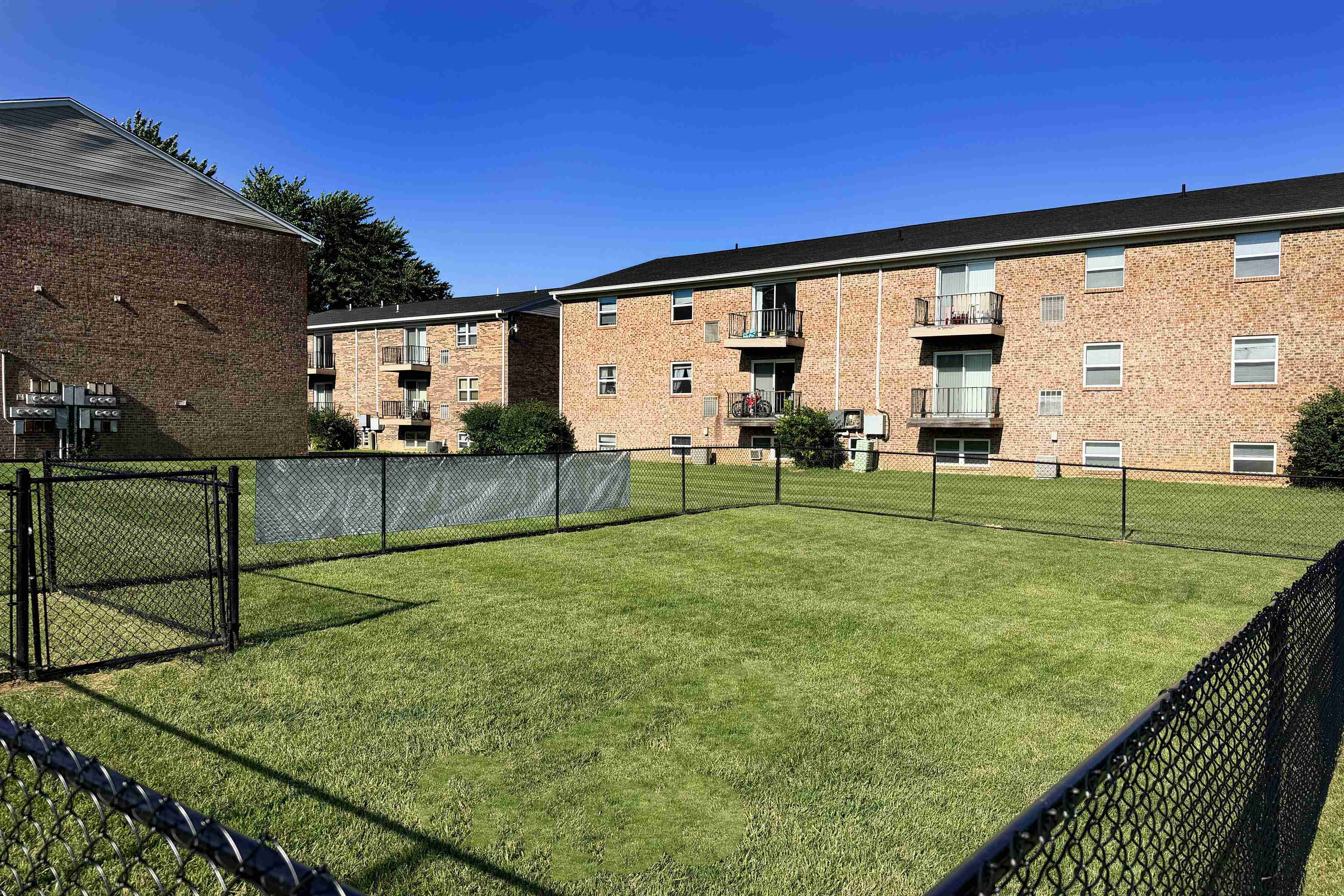 Crown Crossing Apartments Image 10