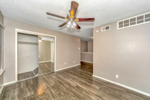 Hulen Park Place Image 14