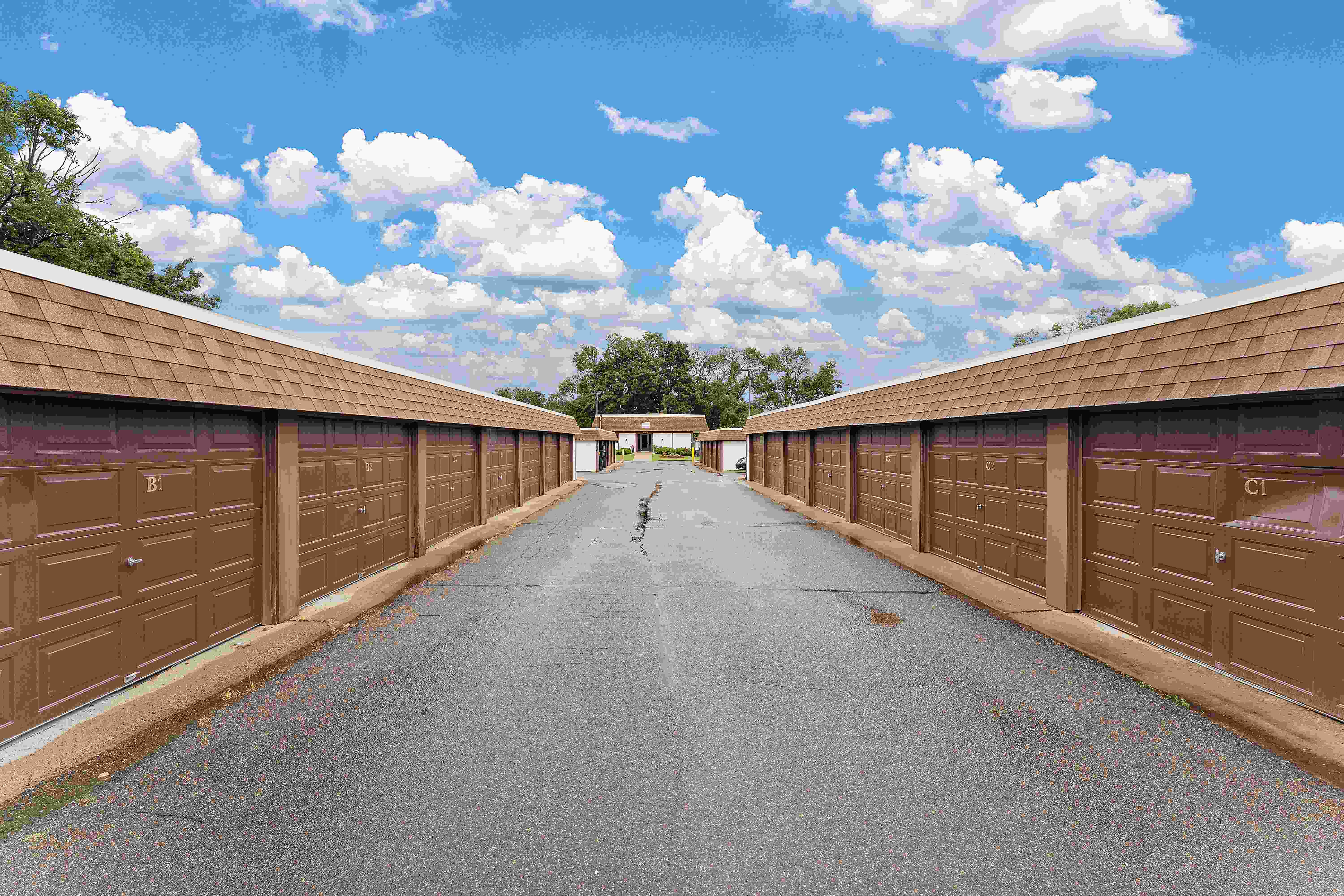 Lancaster Village Apartments Image 69