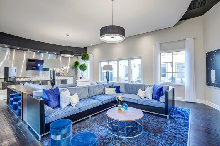 Mountain Gate Image 28