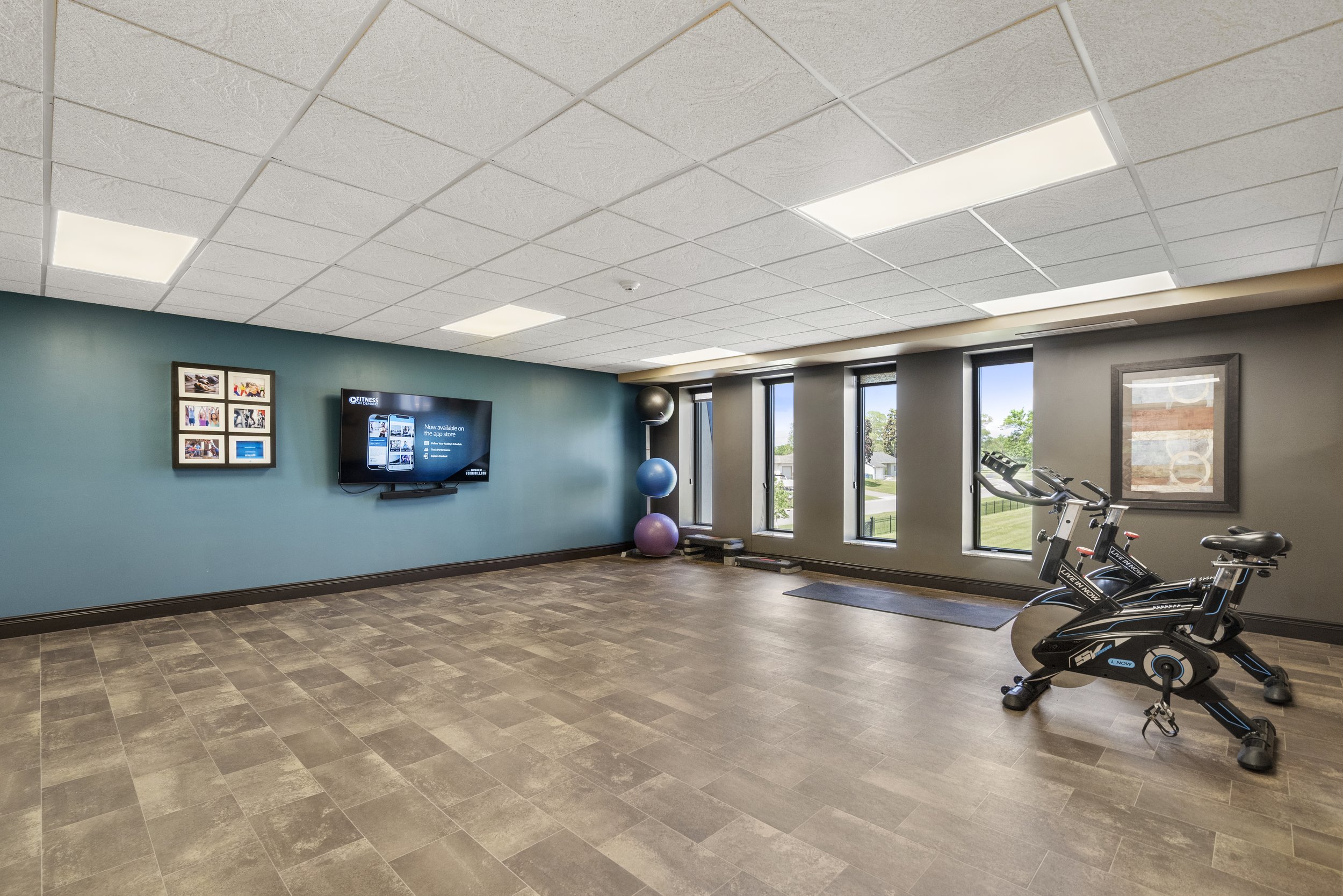 Melrose Gates Image 5