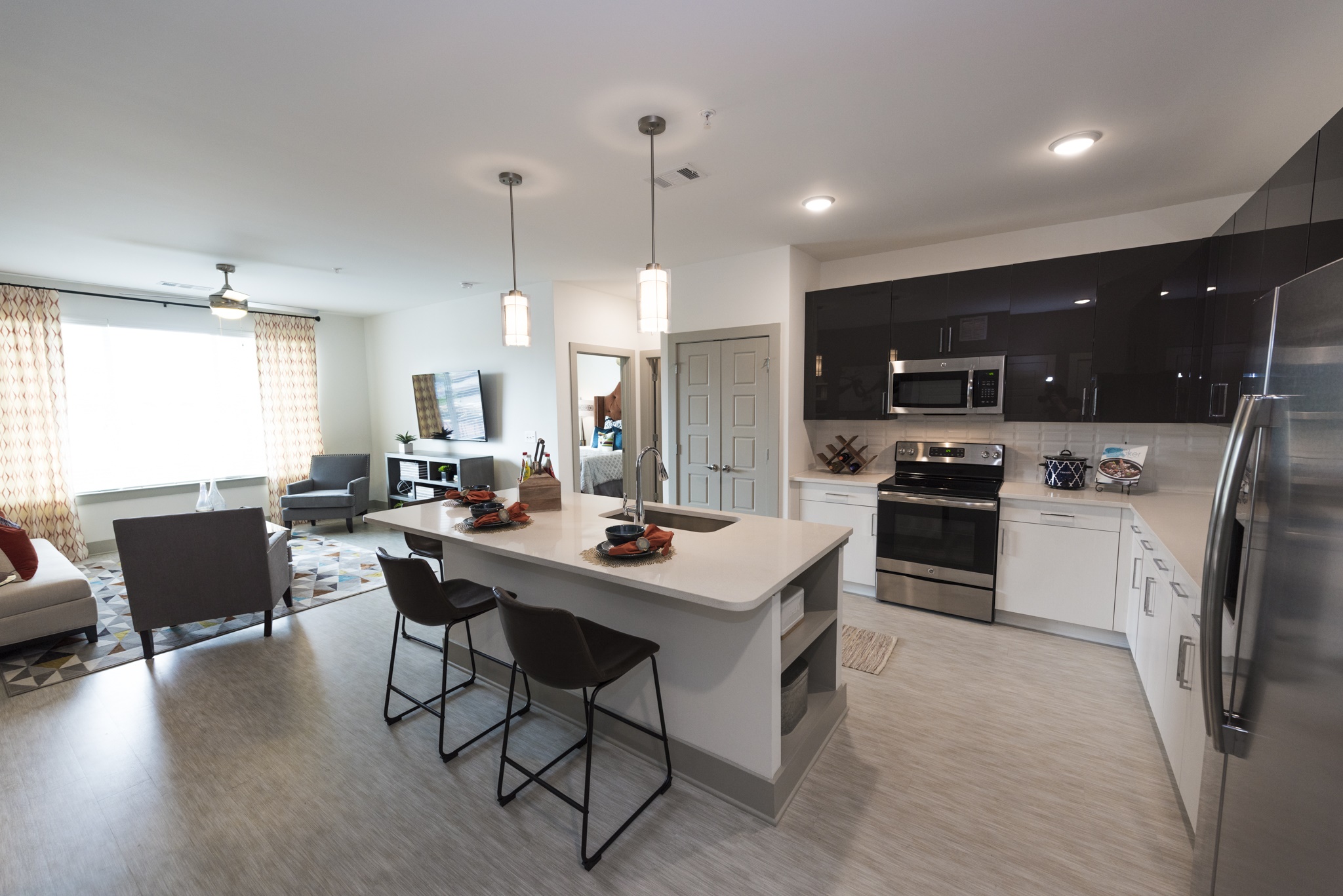 Veranda at Avalon Image 7