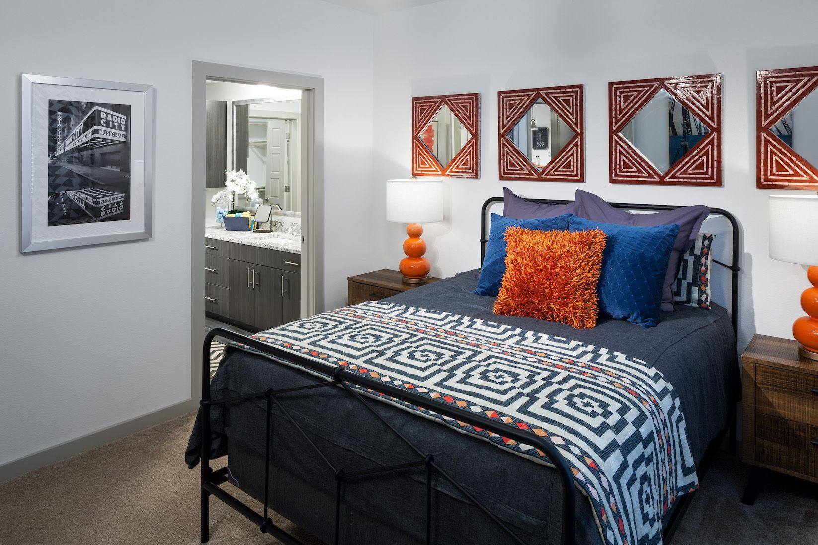 Axiom HUB 121 Image 27