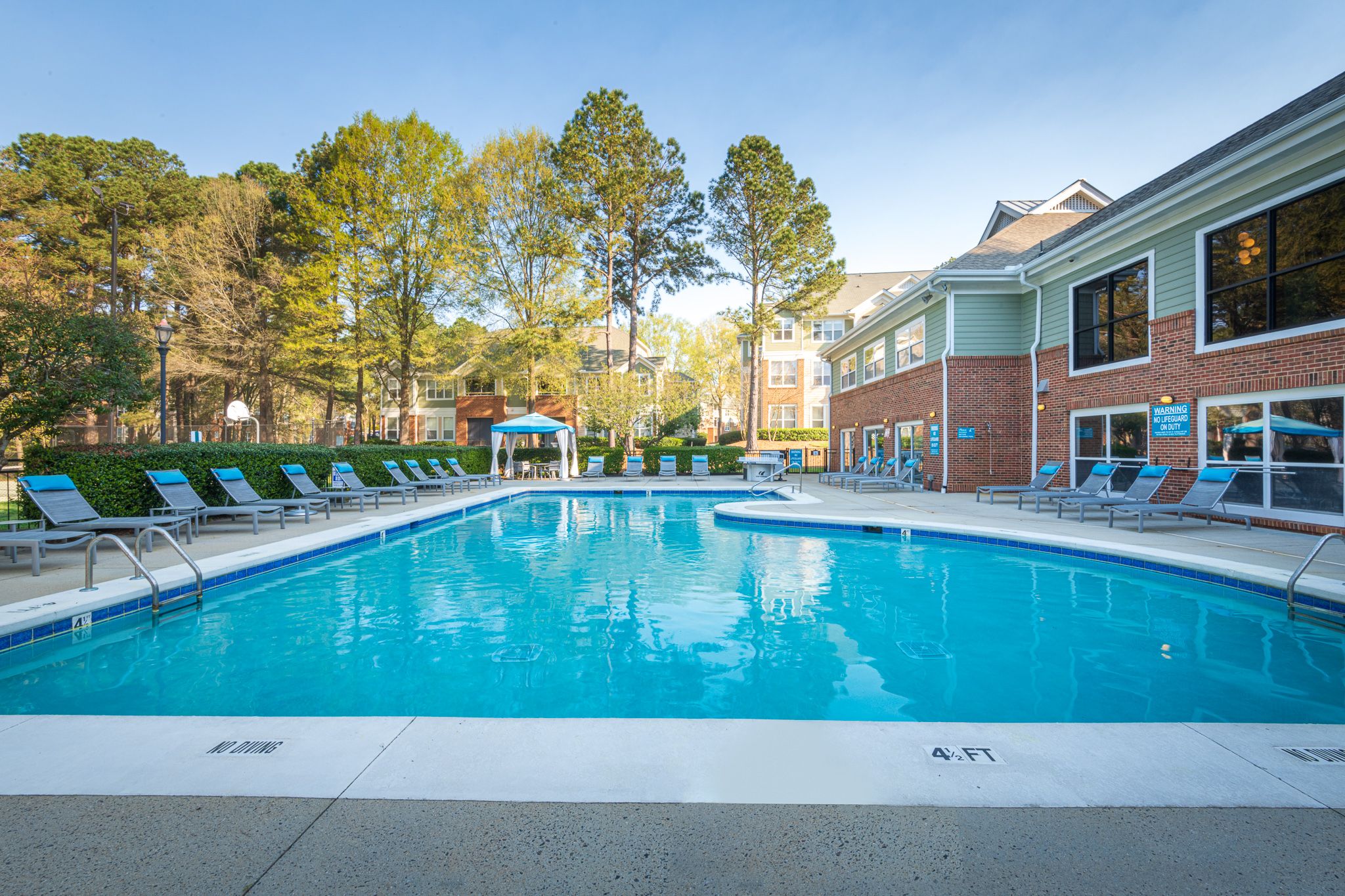 Hawthorne at the Parkway Image 1