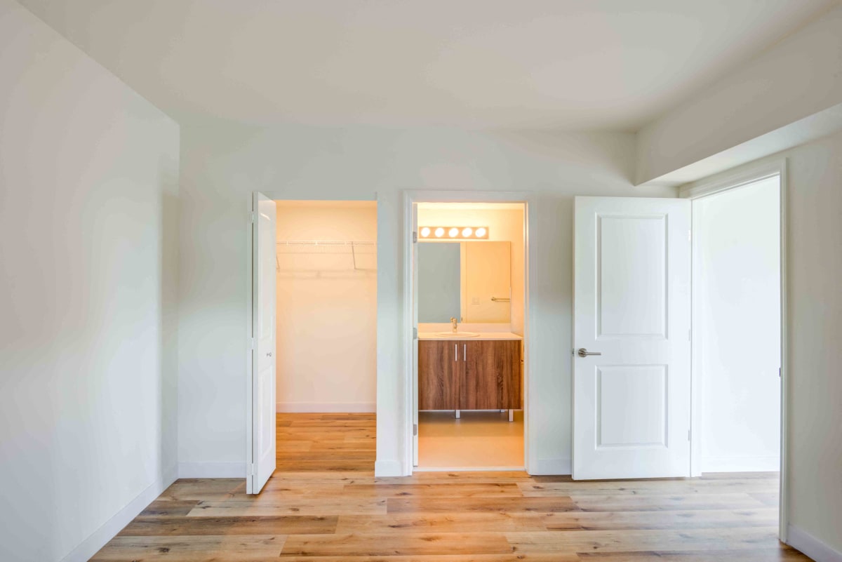 Riverview One Apartments Image 14